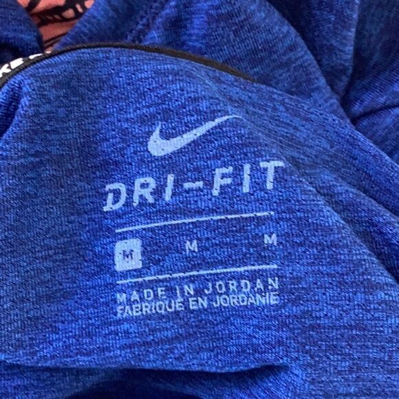 NIKE DRY FIT RUNNING PERFORMANCE TOP JACKET LIGHTWEIGHT MEDIUM - Picture 3 of 6